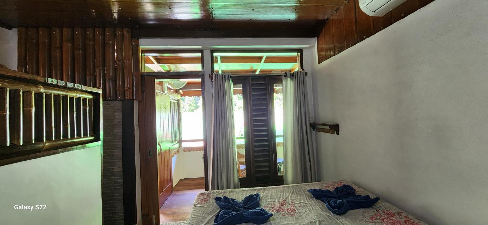 Sam's Bungalows Bukit Lawang Bagian luar foto