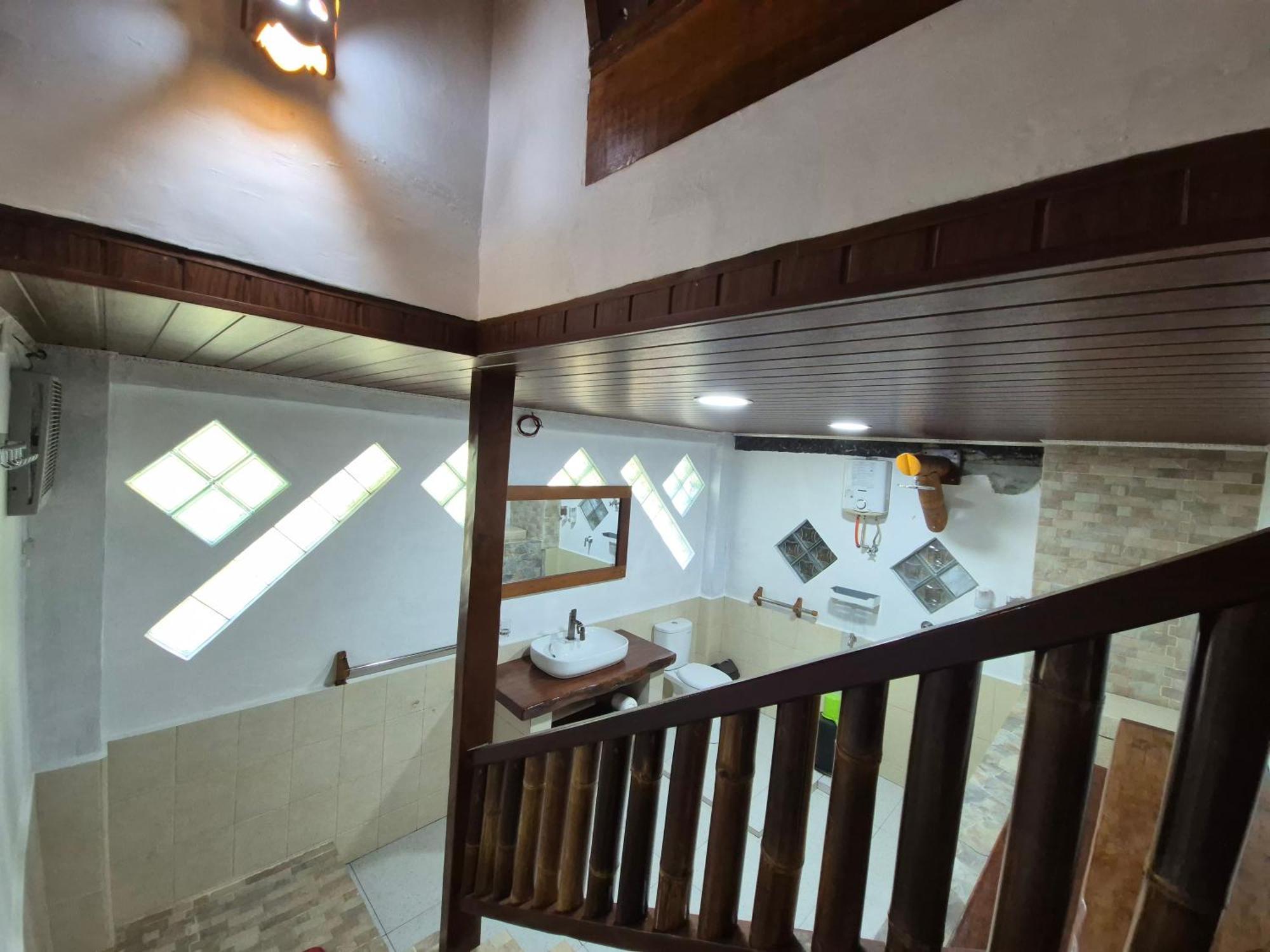 Sam's Bungalows Bukit Lawang Bagian luar foto